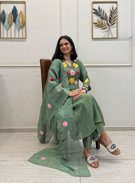 Soft Green Mul Chanderi Kurta Pant Dupatta Set With Embroidery Patch Work.