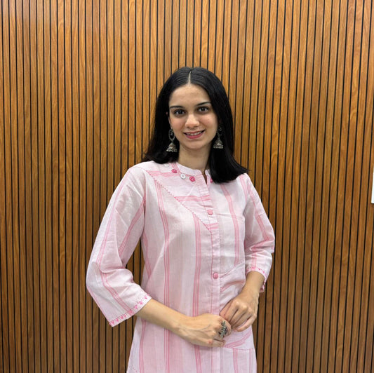 Kurta Palazzo Set In Pink Shade With Fine Pocket Work In Handloom Cotton.